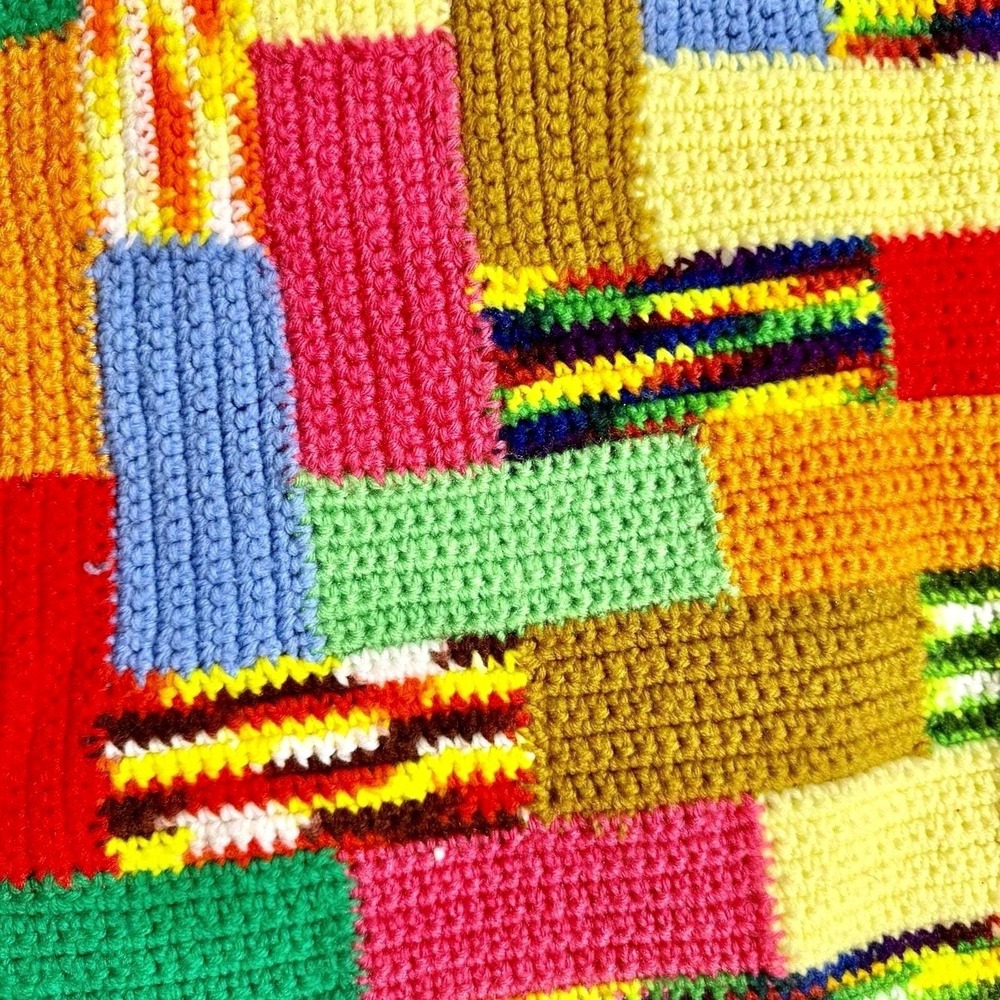 Vintage Hand Crocheted Multicolor Patchwork Granny Square Baby Afghan Throw - Picture 3 of 6